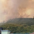 (Фото, видео) Пожар бесни у Бококоторском заливу! Драматичне сцене, стихија се шири, на терену и војска - ово насеље је на…