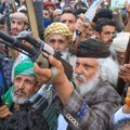 Princ Saudijske Arabije pozvao šeika UAE na razgovor: Razlog su Huti!