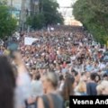Proveravamo: Poređenje protesta u Srbiji sa Majdanom