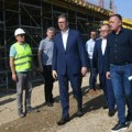 Vučić: Ne mešamo se u unutrašnja pitanja Crne Gore
