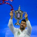 Žulja ih Đoković, jako ih žulja: Legende priznale da je Novak najbolji, ali na silu opet guraju Federera