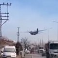 Drama u Turskoj Vojni avion hitno sleteo (video)