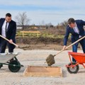 Mirović položio kamen temeljac za izgradnju fabrike vode u Temerinu