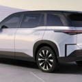 Toyota planira električni auto sa naprednim sistemom autonomne vožnje sličnim Teslinom