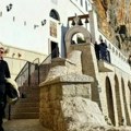 Milan Milošević podelio sliku sa Ostroga: Sve što oseća na ovaj sveti dan stalo je u ove 4 reči