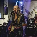Kraljica gitare i bluza – Ana Popović se vraća u BitefArtCafe
