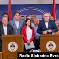 Vlada u sjenci opozicije u RS-u kao 'izlazak iz krize'