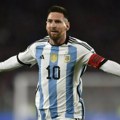 "Želim da igram i branim titulu svetskog šampiona!" Mesi najavio da će igrati za Argentinu na Svetskom prvenstvu 2026. godine?…