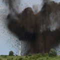 Radnici našli paklenu napravu među krompirom, odmah podignuta uzbuna: Tragedija je srećom izbegnuta
