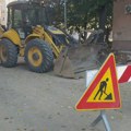 Potpuna obustava saobraćaja u Prvomajskoj ulici zbog asfaltiranja