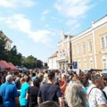 Spektakularno zatvaranje Grožđebala Rekordan broj izlagača, grožđe koje pada sa neba i nezaboravan koncert Zdravka…