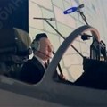 Ruski predsednik u ulozi pilota borbenog trenažnog aviona Jak-130