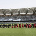 Fudbaleri Napolija klekli na travu pred utakmicu sa Atalantom iz protesta protiv rasizma