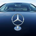 Mercedes diže plate i deli bonuse u Mađarskoj