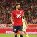 Dve prečke, dve stative i "nebeski" spasilac Žiru - Zvezdin rival nije bauk