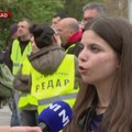 "Jaćimović uz narod, narod uz Jaćimovića": Skup podrške prevozniku u Novom Sadu kome je prošle sedmice zapaljen autobus VIDEO…
