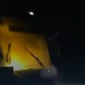 Gori autobus navijača Novog Pazara! Drama posle meča na „Marakani“ (video)