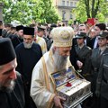 Vernici u Srbiji masovno celivali svetu relikviju Kovačević: Verujem da se 500.000 vernika poklonilo pojasu Presvete Bogorodice…