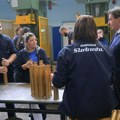 Ministar Gašić posetio kompaniju “Sloboda“: Oslanjanje na domaću proizvodnju važno za odbranu zemlje