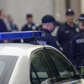 Dobacivao, pa udario u glavu policajca: Novi detalji haosa u kafiću na Vračaru, evo koje povrede ima pretučeni