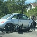 (Foto)poginuo motociklista kod topole: Teška saobraćajna nesreća u Krćevcu, sudarili se auto i motor, nesrećni čovek…