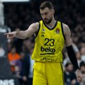 Maestralni Gudurić uništio Efes: Srpski reprezentativac vodio Fenerbahče do trijumfa u gradskom derbiju!