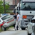 Sudar automobil i cisterne sa gorivom kod Čačka: Putničko vozilo završilo u kanalu