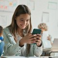 Zabranjeni mobilni telefoni u svim osnovnim i srednjim školama u Italiji