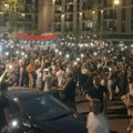 Građani protestovali ispred stana Zlatibora Lončara