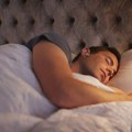 Spavanje bez slušalica mnogima je nezamislivo - navika koja može da bude veoma opasna