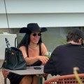 (Foto) Ovako izgleda žena koja je smršala 20 kila Seka Aleksić se skinula u crni bikini, pokazala butine i struk: Komentari ne…