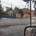 FOTO, VIDEO Snažno nevreme u Beogradu: Jak vetar, kiša, grad, poplave po ulicama...