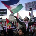 Propalestinski protest u Londonu: Uhapšeno 13 demonstranata