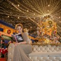 Promocija knjige „Sama među ljudima“ u Vukovom božićnom kutku