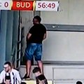 Šokantna scena u Crnoj Gori: Navijač snimljen dok vrši nuždu na stadionu, Varvari izbačeni sa tribina