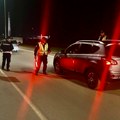 Prelepio tablice, pa švercovao migrante: Beograđanin uhapšen u Zaječaru, vozio "fijat" pun azilanata
