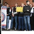 Jedan od uhapšenih za napad na studente se slikao sa Vučevićem, blokirao Filozofski fakultet u martu FOTO