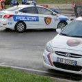 Albanija: Zbog prebrze vožnje sudarili se auto i kamion, poginula jedna osoba