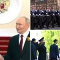 (Video) Vučić pokazao paradu u Moskvi iz prvih redova Svedočio je vojnoj velesili o kojoj sa strahopoštovanjem danas govori…