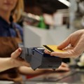 Iznos provizije u inostranstvu: Keš ili kartica na putovanju - šta se više isplati