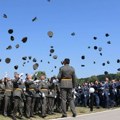 (Foto): Ivana i Željko zakleli se na vernost otadžbini, ali i jedno drugom! Ovako je izgledala promocija podoficira u Takovu