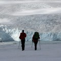 Termometar zagrevanja naše planete Alarmantno stanje: Glečeri se ubrzano tope zbog klimatskih promena - evo šta je potrebno…
