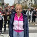 Dijana Hrka treći dan štrajkuje glađu kod Skupštine