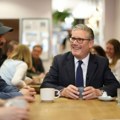 Британски премијер Стармер поднио оставку