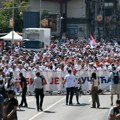 Korteo učesnika skupa Srbija jedna porodica krenuo ka Domu Narodne skupštine