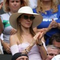 Porodica Đoković premeštena sa tribina na Vimbldonu: Evo šta se dešava, sve oči uprte u Jelenu (foto)