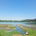 Sava kod Šapca blizu istorijskog minimuma: Vodostaj minus 98 centimetara, do rekorda iz 2003. nedostaje još 18! (foto)
