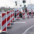 Jedna greška blokira ceo saobraćaj na važnom putu u Novom Pazaru: vozače to ne interesuje