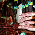 Deda bio mesar, danas cela porodica radi zajedno - od tradicije napravili ozbiljan posao