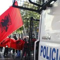 Danas 12.dan protesta u Albaniji, studentima i profesorima priključiće se intzelektualci, sindikati: Edi Rama pronašao novi…